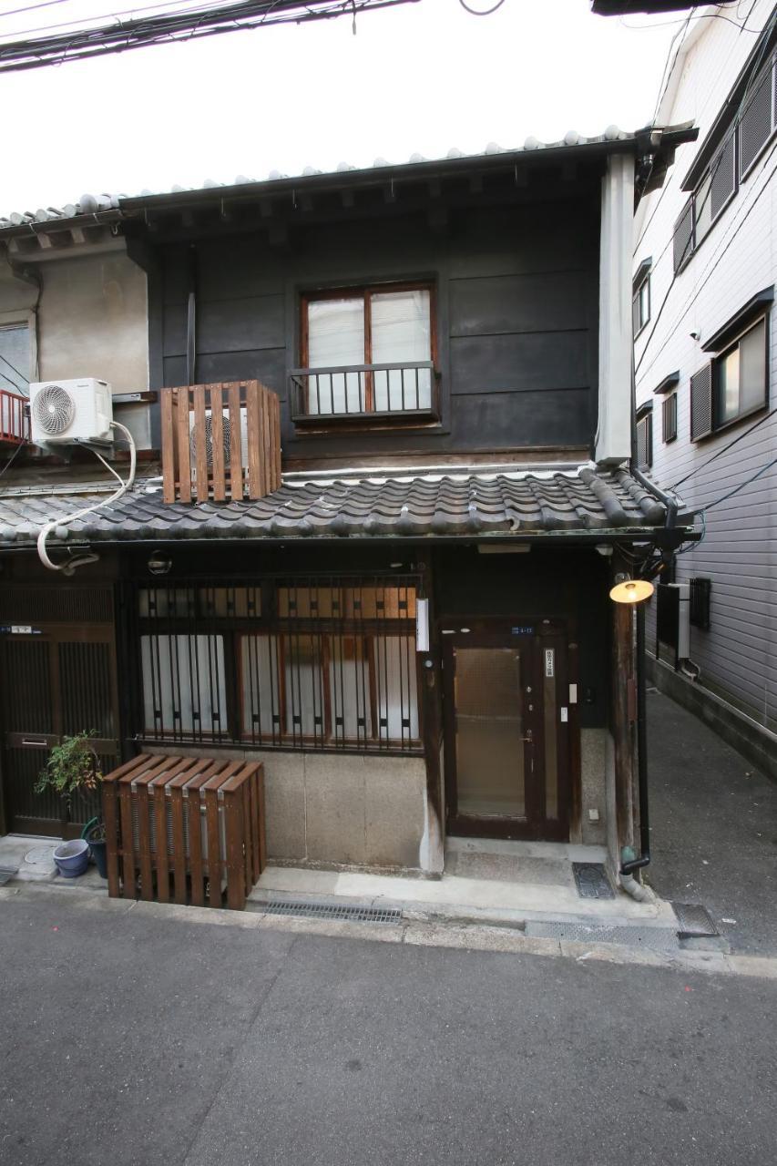 The Wonder At Stay-Machiya Karahori- Osaka Dış mekan fotoğraf